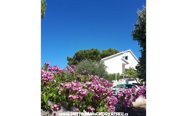 Huis Zvonimir – Accommodatie Rogoznica Kroatië