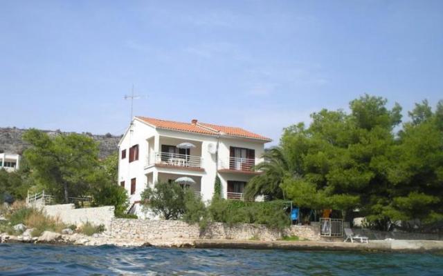 Villa Milmar – Accommodatie Rogoznica Kroatië