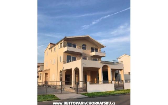 Villa Marina – Accommodatie Rogoznica Kroatië