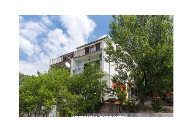 Lucia – Accommodatie Senj Kroatië