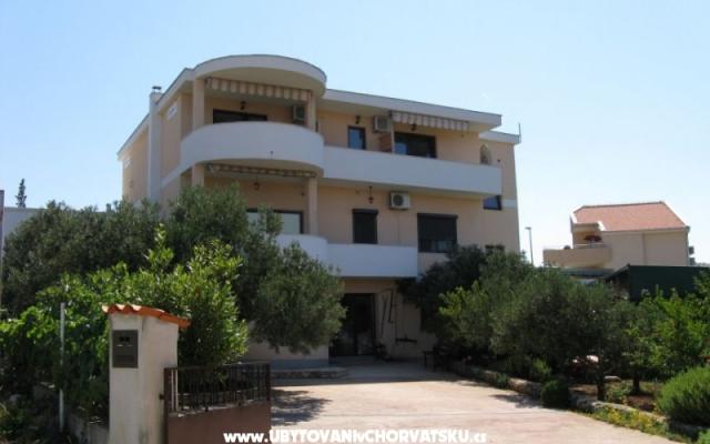 Appartementen Josip Lela – Accommodatie Sibenik Kroatië