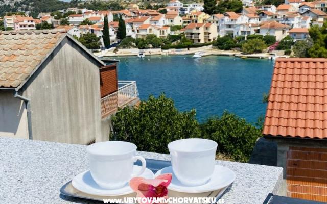 Beach view Huis – Accommodatie Sibenik Kroatië