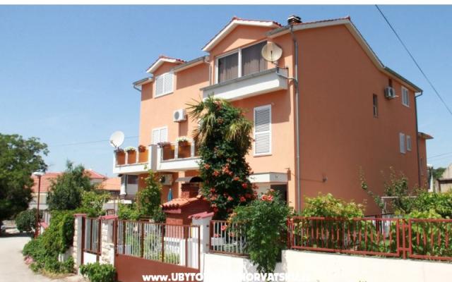 Appartementen Marija i Toni – Accommodatie Sibenik Kroatië