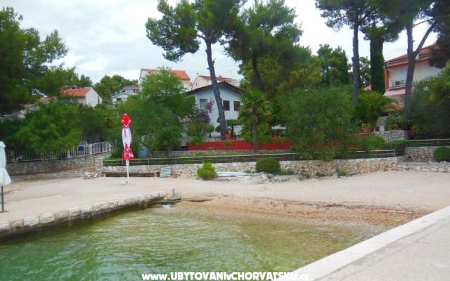 Holidayhome Oleander – Accommodatie Sibenik Kroatië
