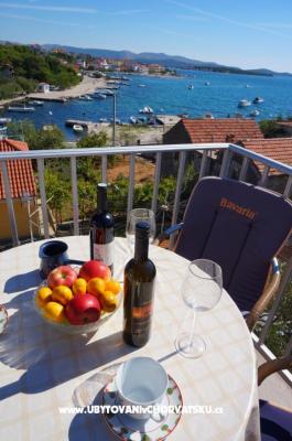 Beach house - Brodarica Šibenik – Accommodatie Sibenik Kroatië