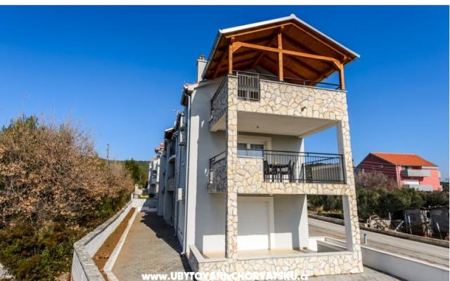 Vila Jelena – Accommodatie Sibenik Kroatië