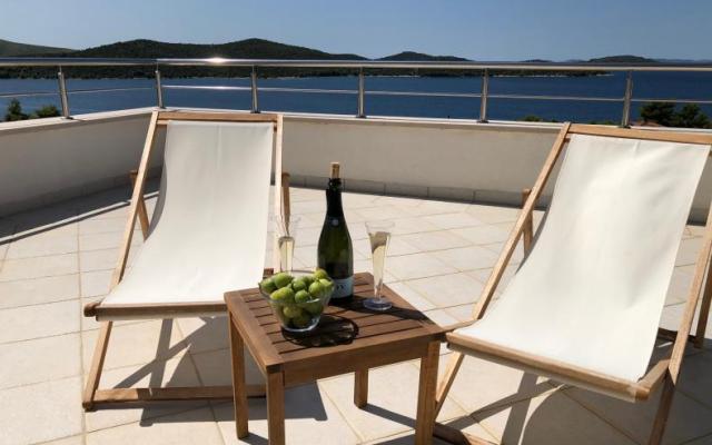 Villa Oliva Žaborić – Accommodatie Sibenik Kroatië