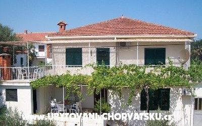 Appartement Nadilo – Accommodatie Sreser Kroatië