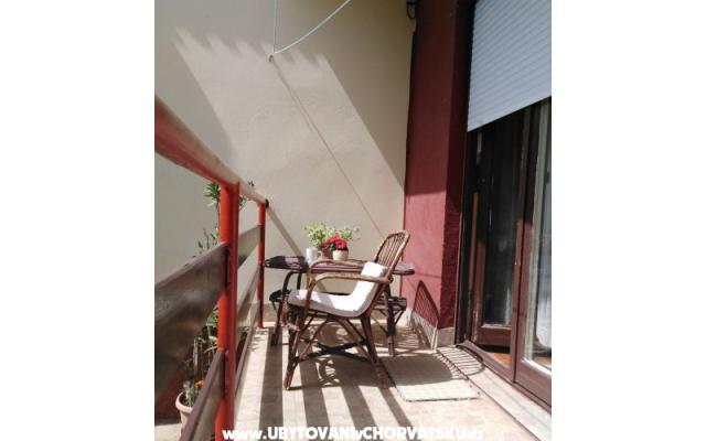 Appartement Pero – Accommodatie Sukosan Kroatië