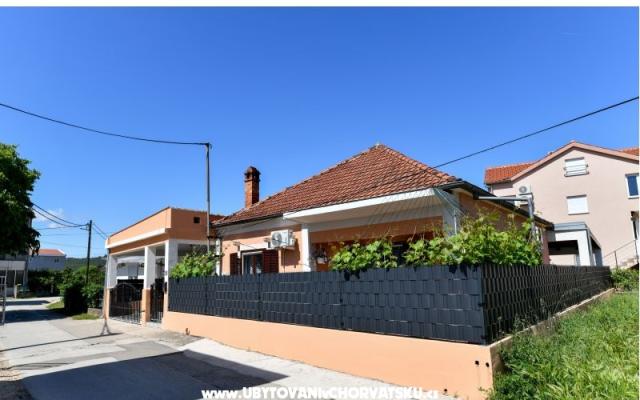 Vakantiehuis Magdalena – Accommodatie Sukosan Kroatië