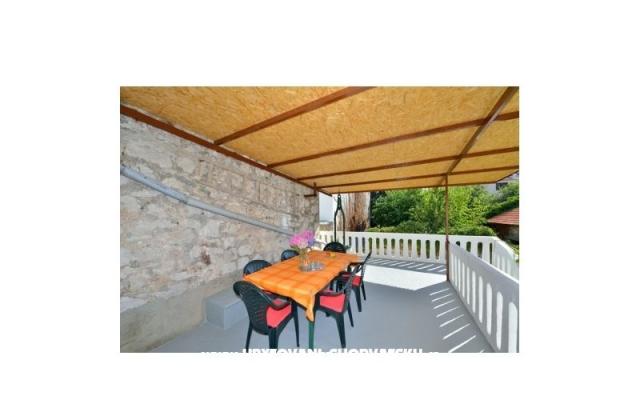 Stari dvori – Accommodatie Sukosan Kroatië