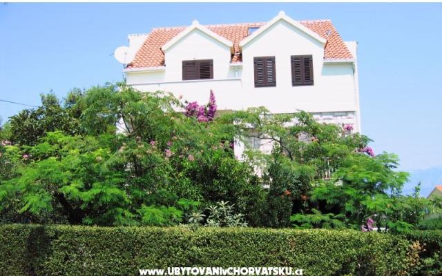 Appartement Mira – Accommodatie Supetar – Brac Kroatië