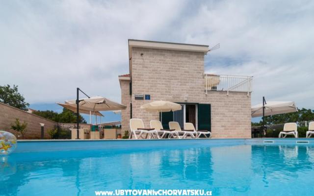 Vile Dinoti – Accommodatie Supetar – Brac Kroatië