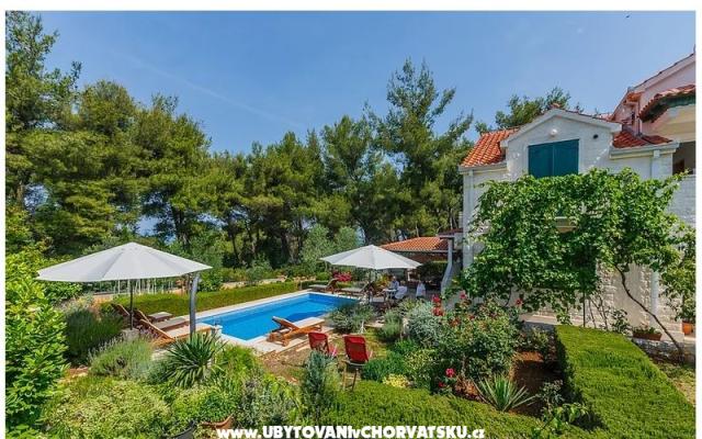 Villa Kamenica – Accommodatie Supetar – Brac Kroatië