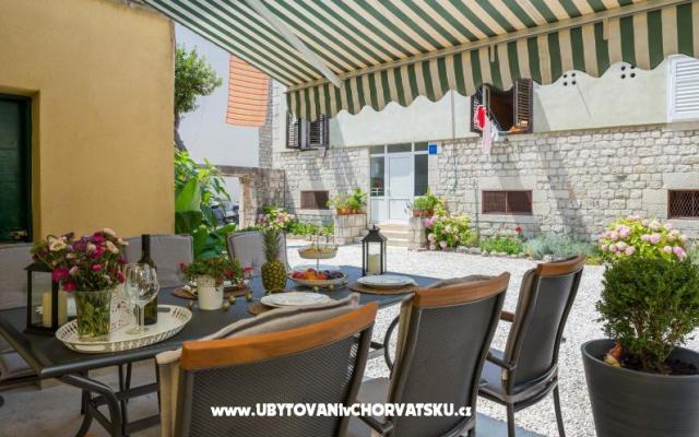 Appartement Pere – Accommodatie Trogir Kroatië