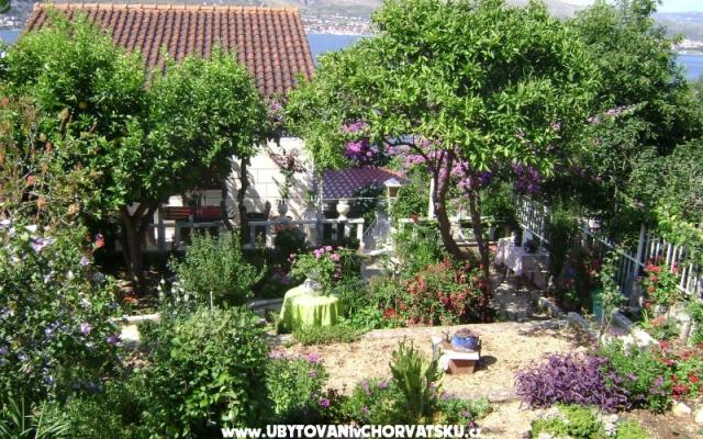 Appartementen Bešker – Accommodatie Trogir Kroatië