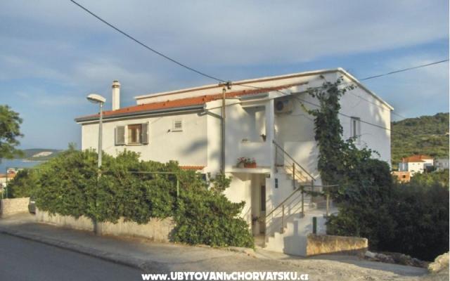 Appartementen Boa  – Accommodatie Trogir Kroatië