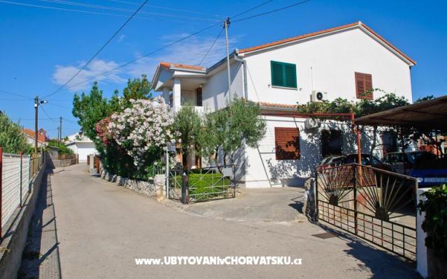 Appartementen Ruža – Accommodatie Trogir Kroatië