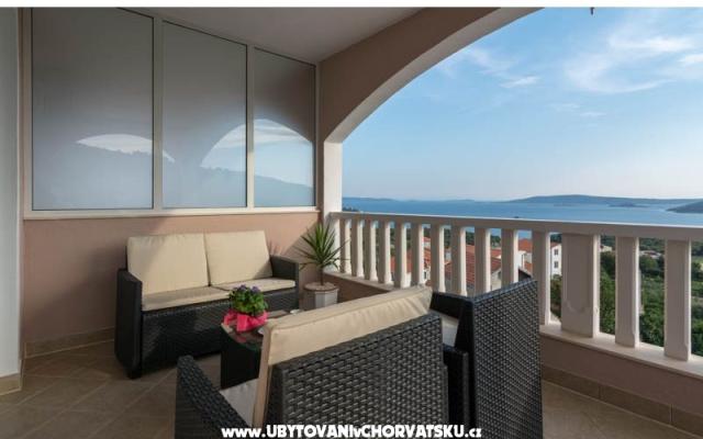 Studio-apartmani Plava Laguna – Accommodatie Trogir Kroatië