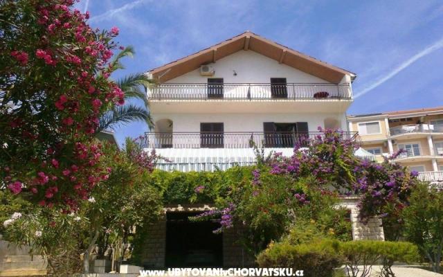  Appartementen Ružmarin – Accommodatie Trogir Kroatië