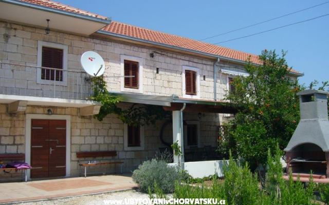 Stara kuća – Accommodatie Trogir Kroatië
