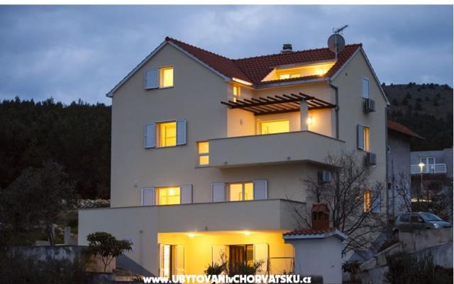 Villa Blanka – Accommodatie Trogir Kroatië