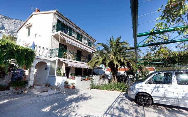 Villa Nevena – Accommodatie Tucepi Kroatië