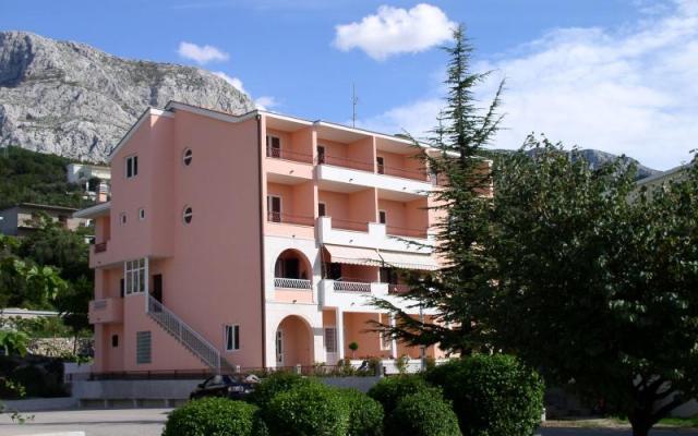 Villa Rossa – Accommodatie Tucepi Kroatië