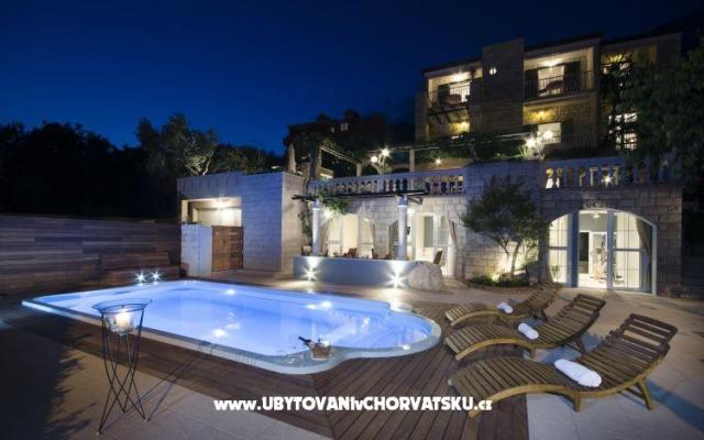 Villa Tomas Bougenvilia – Accommodatie Tucepi Kroatië