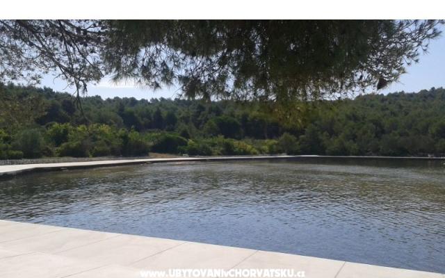 Vakantiehuis Ana – Accommodatie eiland Ugljan Kroatië