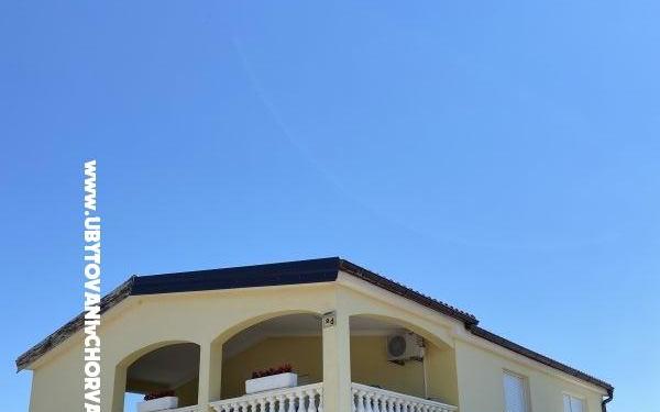 APARTMANI HELENA OASIS VIR – Accommodatie eiland Vir Kroatië