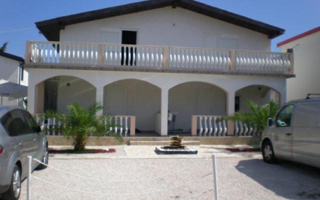 Nerdzana Vestweber – Accommodatie eiland Vir Kroatië