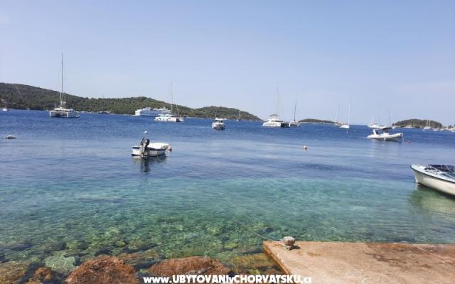 Appartement AndriNa  Vis – Accommodatie eiland Vis Kroatië