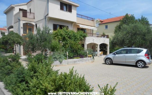 Appartementen Mira – Accommodatie Vodice Kroatië