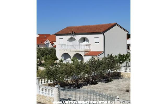Appartementen Ivanović – Accommodatie Vodice Kroatië