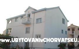 Appartementen Lucija – Accommodatie Vodice Kroatië