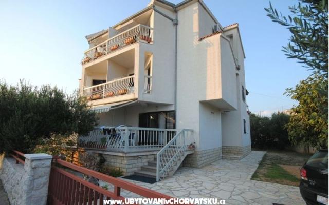 Appartementen Mira – Accommodatie Vodice Kroatië