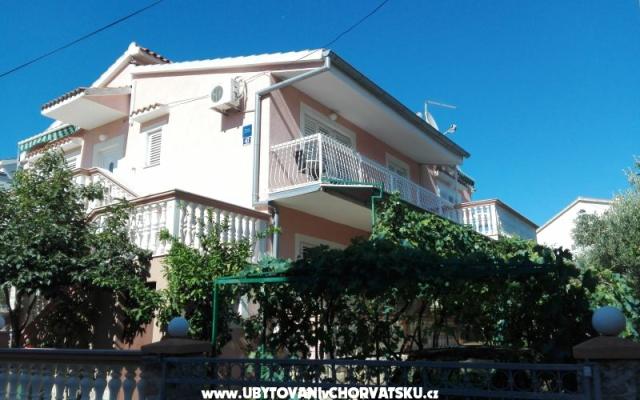 Appartementen Nenadić – Accommodatie Vodice Kroatië
