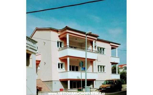 Appartementen Škugor – Accommodatie Vodice Kroatië