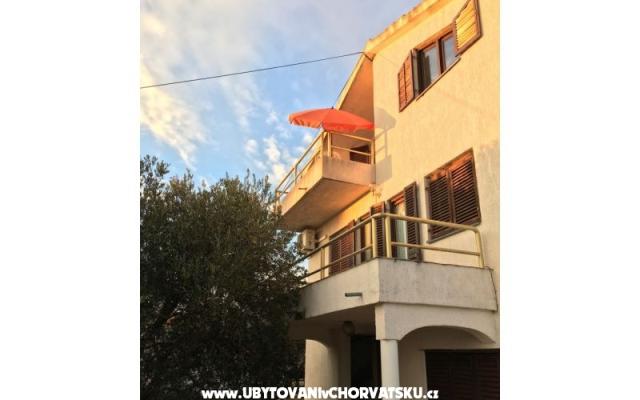 Appartementen Neptun and Jupiter – Accommodatie Vodice Kroatië