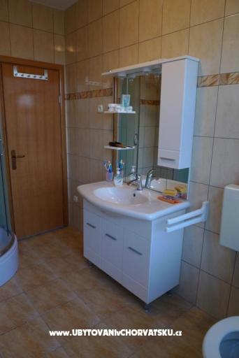Appartement Huis Ivana – foto 9