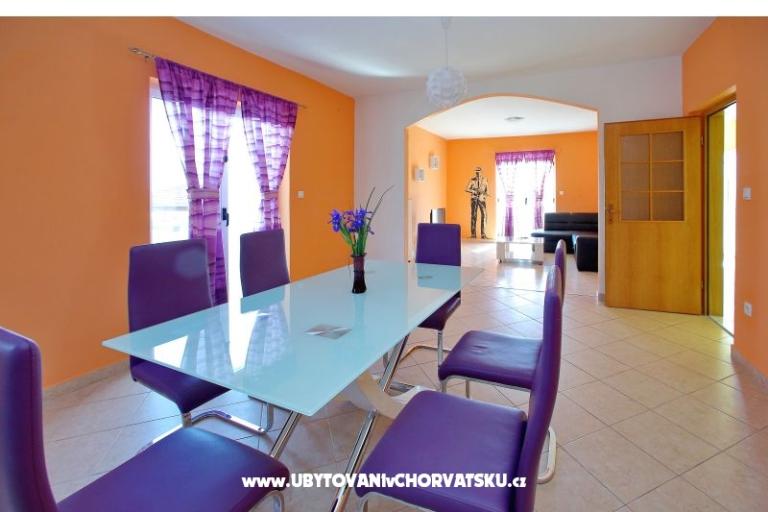 Appartement and pool Nika – foto 2