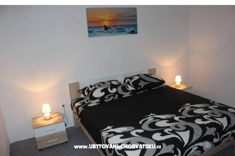 Appartement and pool Nika – foto 9