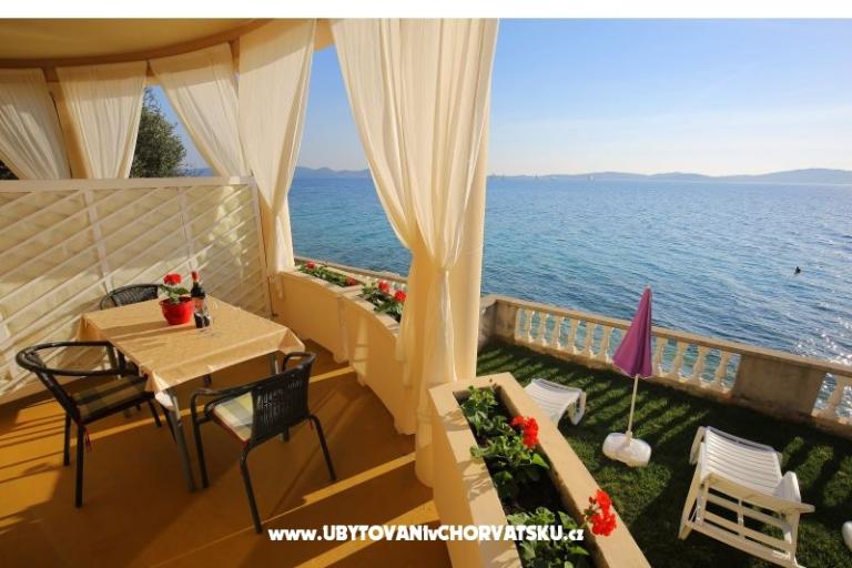 Appartementen First row to the sea – foto 11