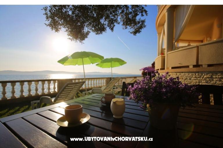 Appartementen First row to the sea – foto 5
