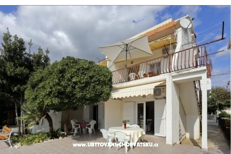 Appartementen Mikulandra op het strand – foto 7