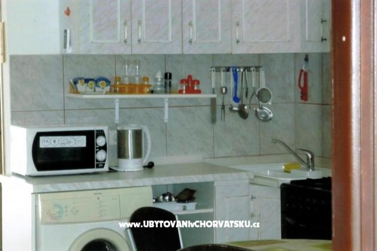 Appartementen Kvarantan i Karabatić  – foto 9