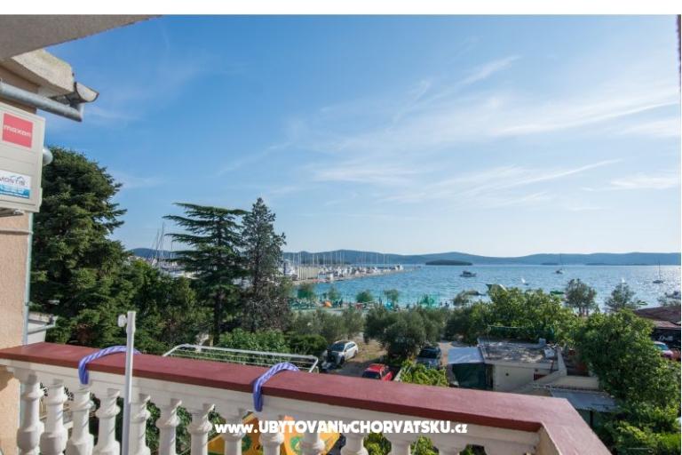 Appartement Anastazija i sobe RoLo uz  – foto 12