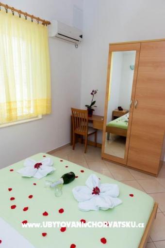 Appartementen Tiho i Jelena – foto 13