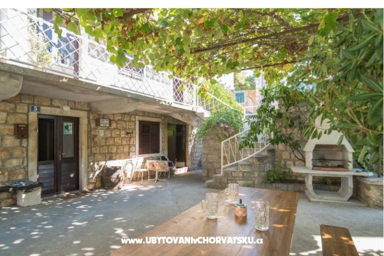 * Dvori * – foto 4